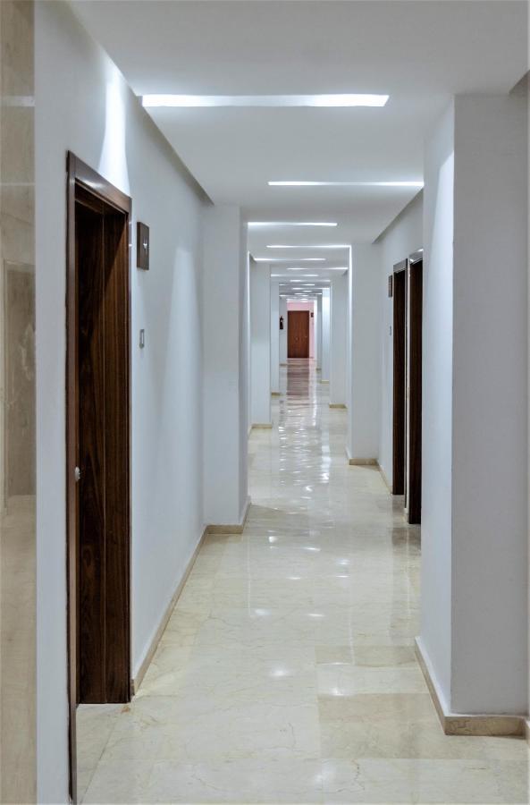 Royal Deluxe Gold - Marrakech, Luxe Pool View Apartment Маракеш Екстериор снимка