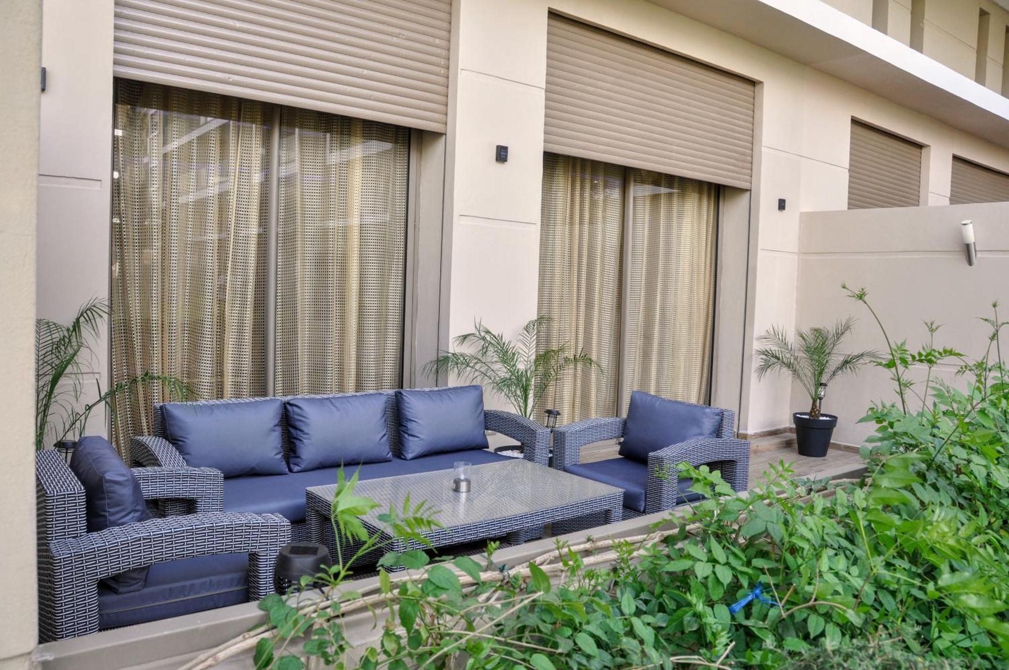 Royal Deluxe Gold - Marrakech, Luxe Pool View Apartment Маракеш Екстериор снимка