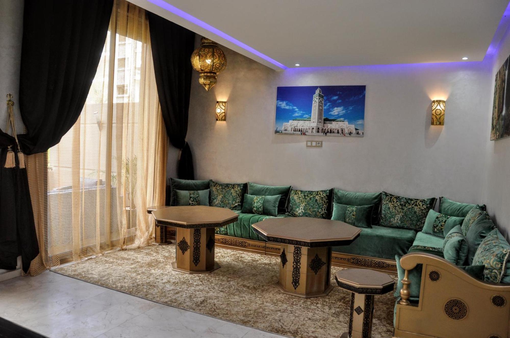 Royal Deluxe Gold - Marrakech, Luxe Pool View Apartment Маракеш Екстериор снимка