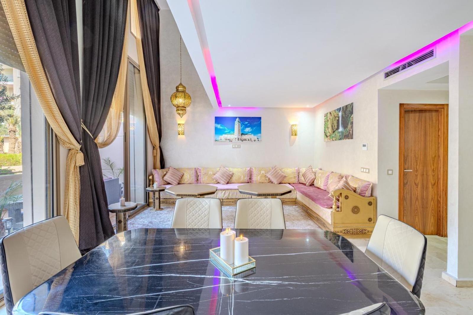 Royal Deluxe Gold - Marrakech, Luxe Pool View Apartment Маракеш Екстериор снимка